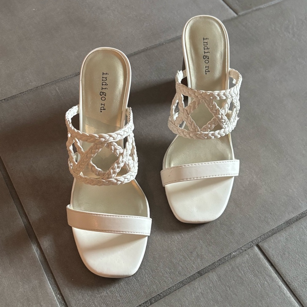 Indigo Rd. woven heels (white/brown)
